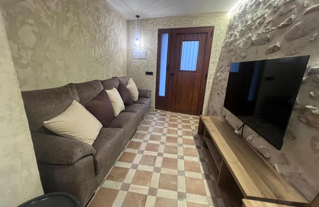 Casa Raquel Montanejos-1